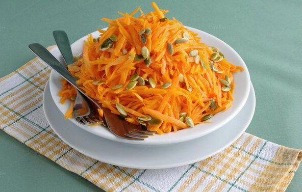 The autumn salad is based on pumpkin seeds, promotes prostatitis
